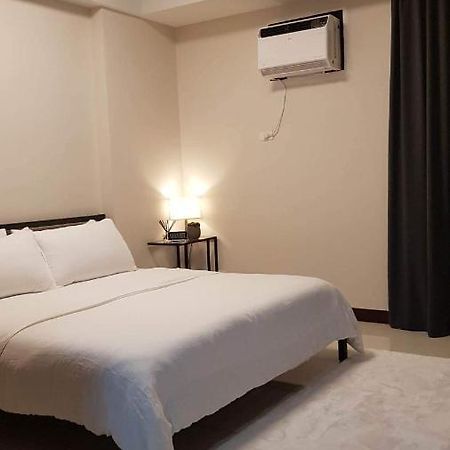 101 Newport Blvd C2 4F By Rechelle Nunag باساي المظهر الخارجي الصورة